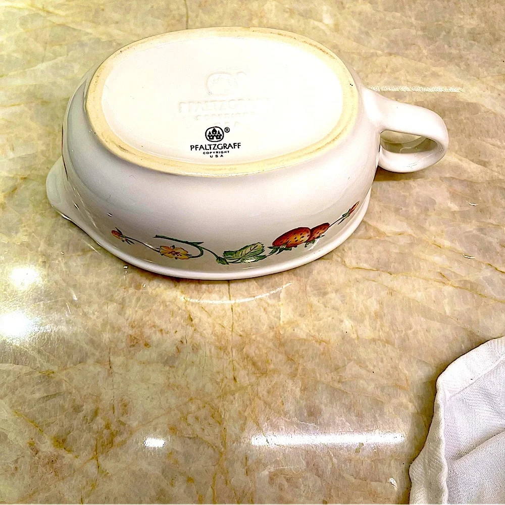 Pfaltzgraff Berry Basket Gravy Boat.  Made in USA